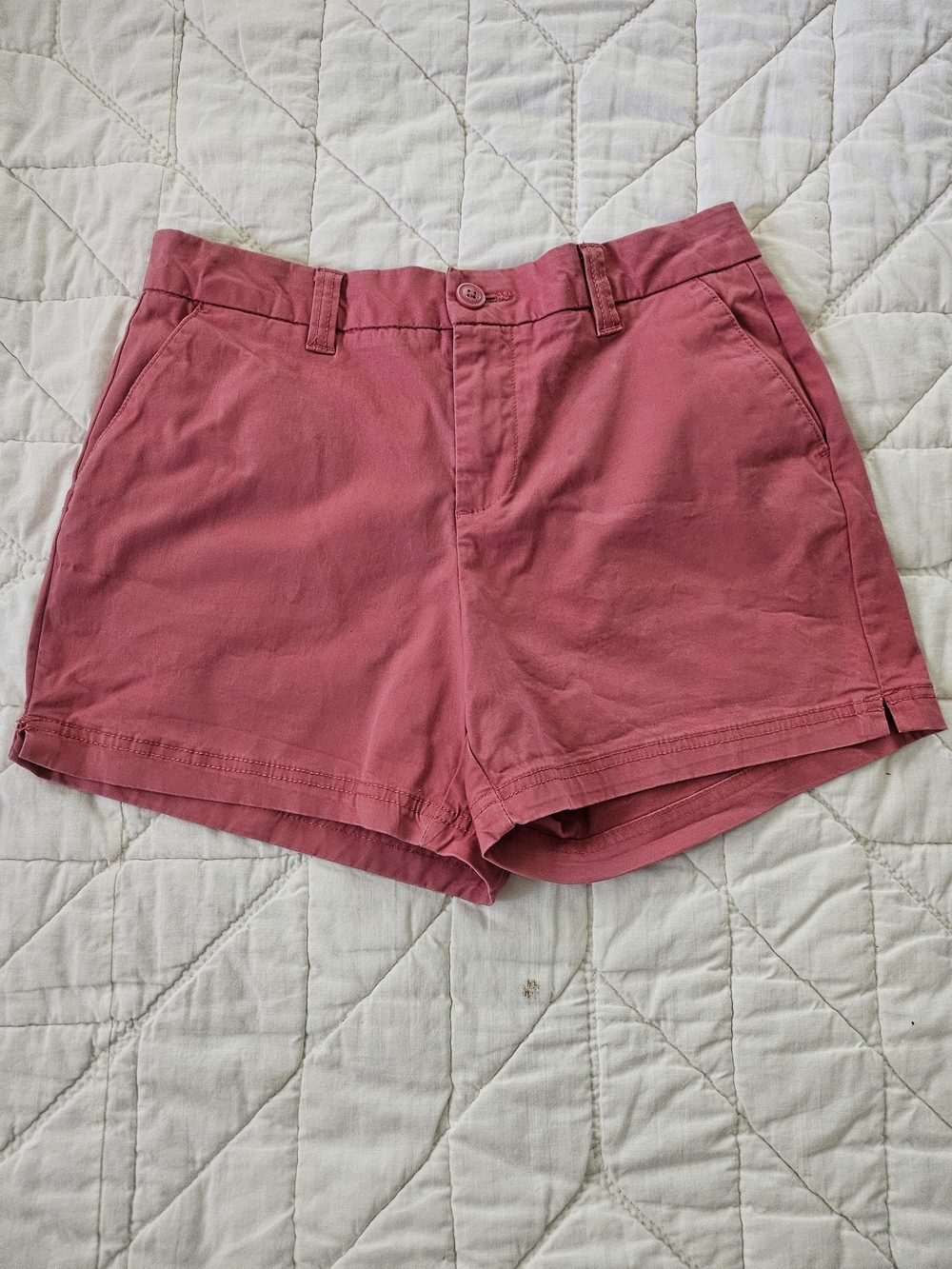 Magellan Outdoors Women's Shorts- Corral Colored- Size 4
